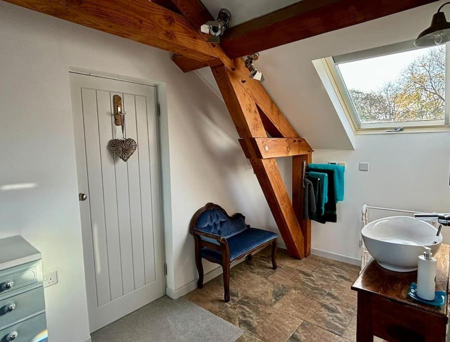 Little Bream - Pretty Cosy Cottage, Sea Views, Walk To The Beach Mawnan Smith Exterior photo