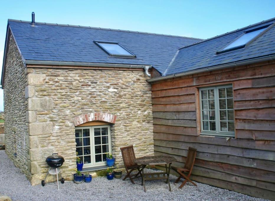 Little Bream - Pretty Cosy Cottage, Sea Views, Walk To The Beach Mawnan Smith Exterior photo